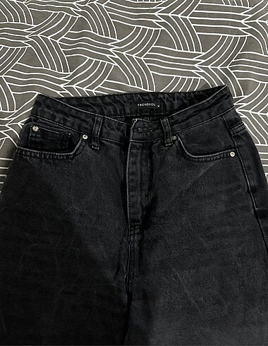 32 Beden Trendyolmilla Jean