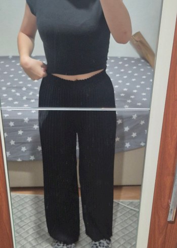 Siyah Pliseli Yüksek Bel Palazzo Pantolo - Görsel 2