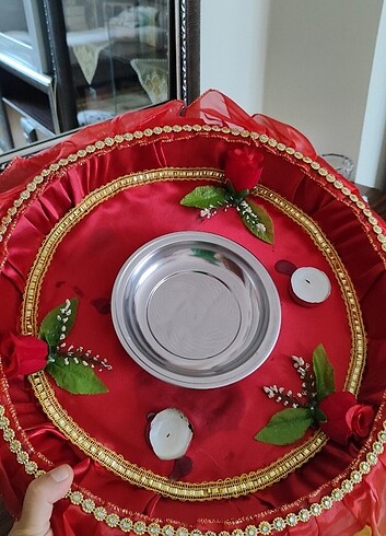 Beden Kına tepsisi ve sepeti