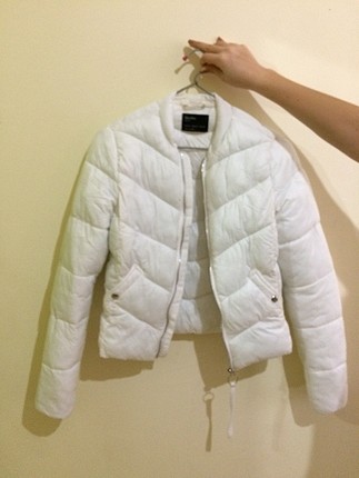 Bershka beyaz mont