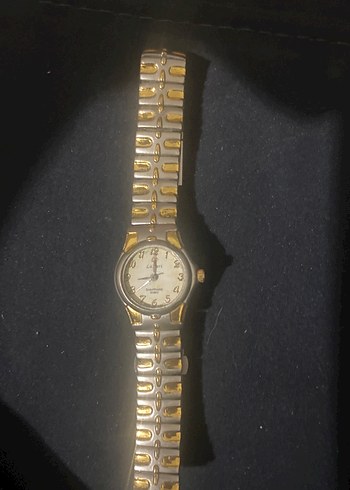 Versace vintage Altın Renkli Kemerli Kadın Saati