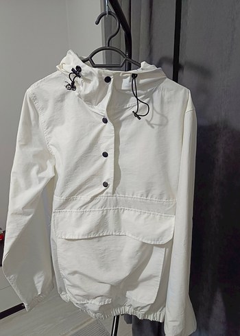 Düğmeli Beyaz Yağmurluk Zara - Görsel 2