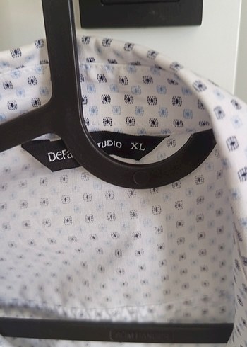 xl Beden Gri Noktalı Beyaz Pamuklu Kısa Kollu Erkek Gömlek