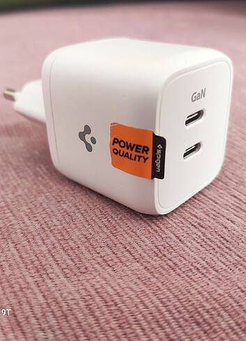 Spigen 45W USB-C 2 Port Mini Hızlı Şarj Aleti