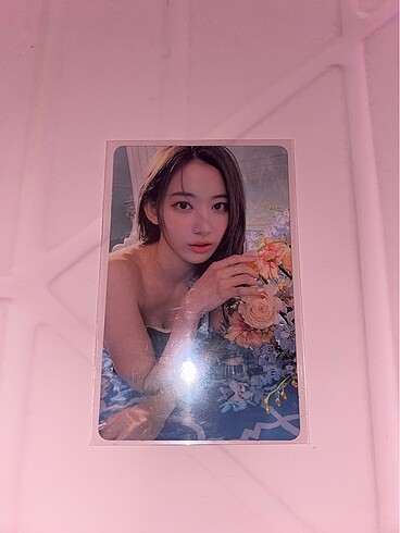 lesserafim sakura fearless pc photocard