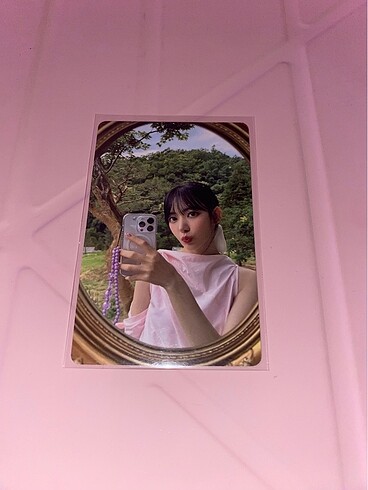 lesserafim sakura merch pc photocard