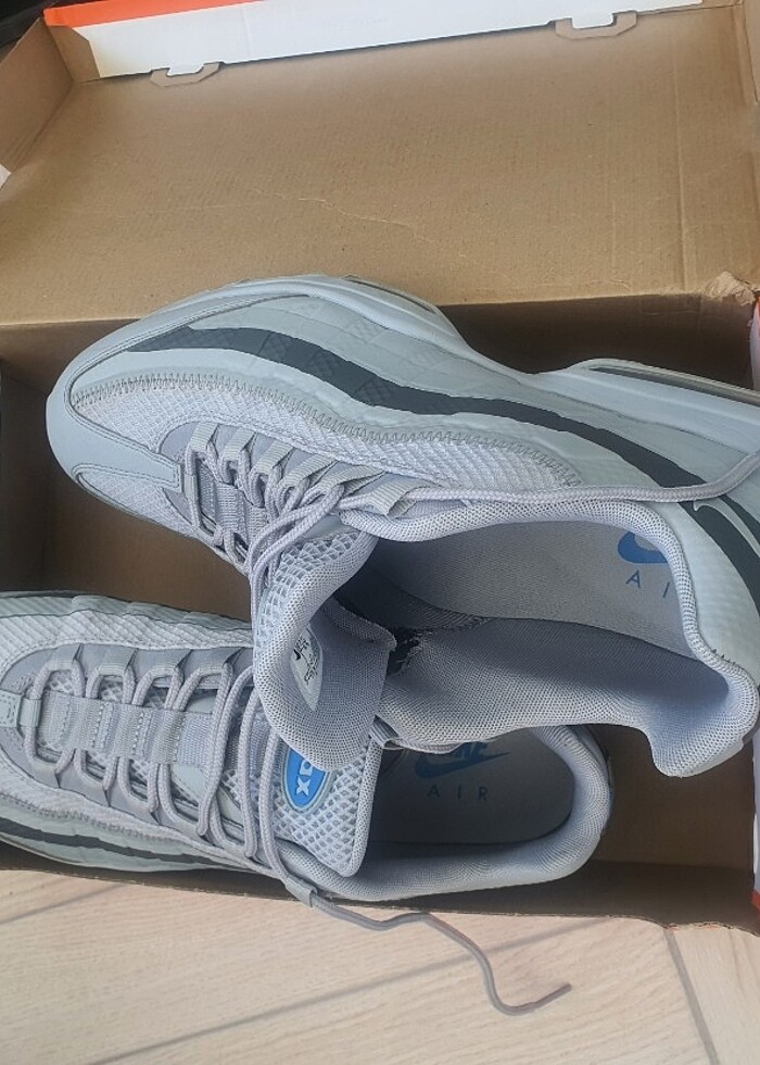 BİR DEFA GİYİLMİŞ SIFIR SPOR AYAKKABI - Görsel 2