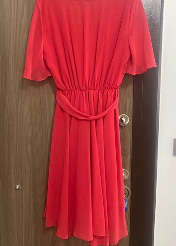 Kırmızı V Yakalı Midi Salaş Elbise - Görsel 3