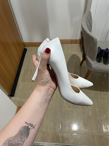 38 Beden Stiletto