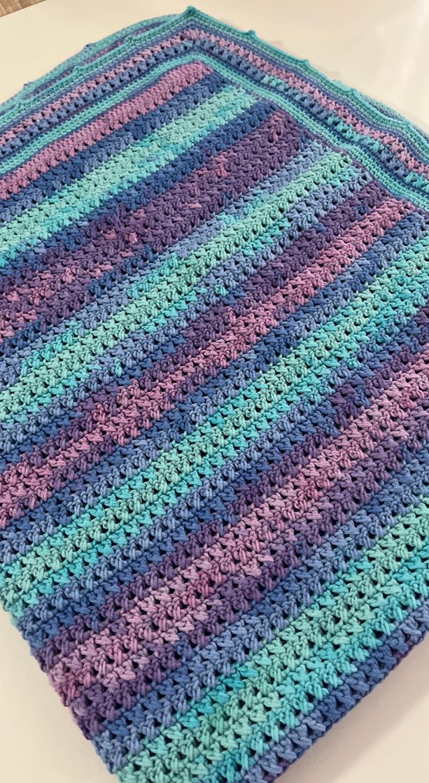 Çocuklar için Çok Renkli Örgü Battaniye - Görsel 2