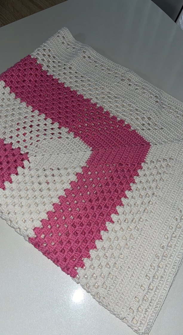 Pembe ve beyaz el örgüsü battaniye - Görsel 2