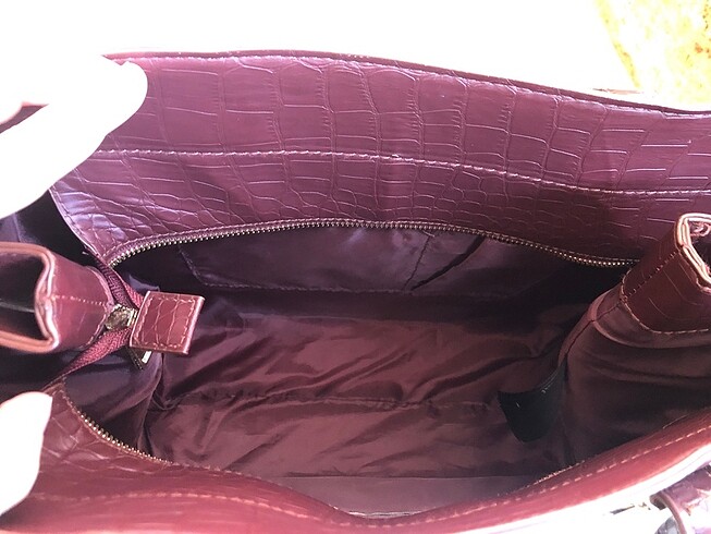  Beden bordo Renk H&M Yılan derili çanta