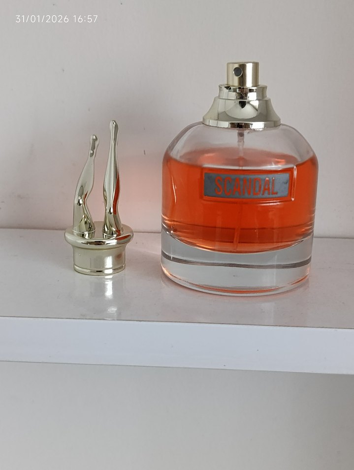 Scandal Kadın Parfümü - Görsel 2