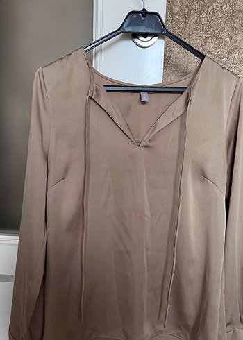 Bej V Yaka Uzun Kollu Kadın Gömlek - Görsel 3