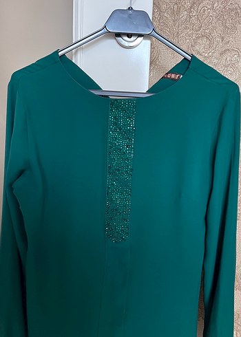 Uzun Kollu Drapeli Yeşil İşlemeli Abiye bluz - Görsel 2