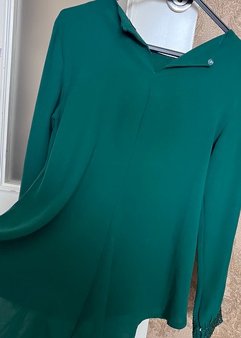 Uzun Kollu Drapeli Yeşil İşlemeli Abiye bluz - Görsel 3
