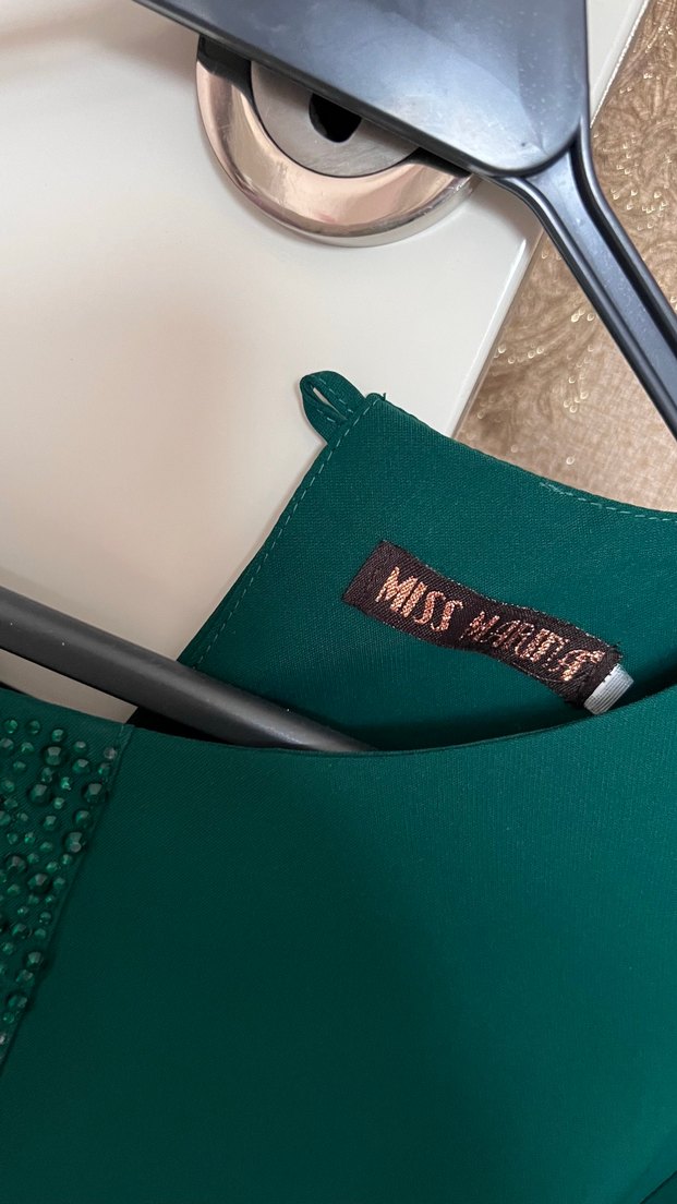 Uzun Kollu Drapeli Yeşil İşlemeli Abiye bluz - Görsel 4