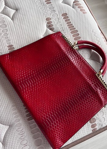 Kırmızı Yılan Derisi Desenli Deri Kadın Çanta - Görsel 7