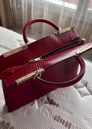 Kırmızı Yılan Derisi Desenli Deri Kadın Çanta - Görsel 3