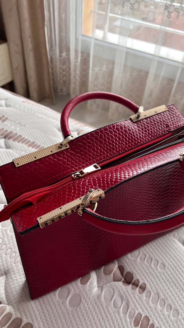 Kırmızı Yılan Derisi Desenli Deri Kadın Çanta - Görsel 4