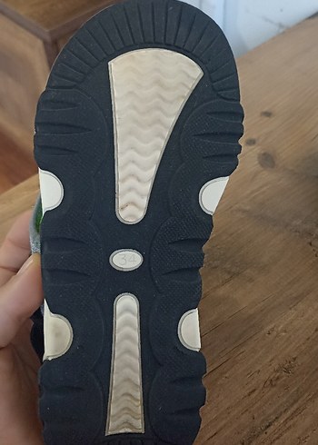 34 Beden gri Renk Gri Erkek Çocuk Cırtcırtlı Spor Sandalet