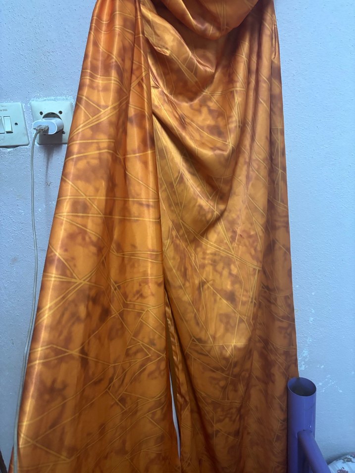 Drapeli Straplez Parlak Altın Uzun Abiye Elbise - Görsel 2