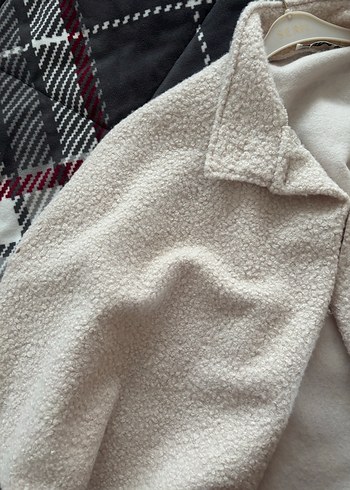 Kürklü Yaka Detaylı Kadın panço - Görsel 2