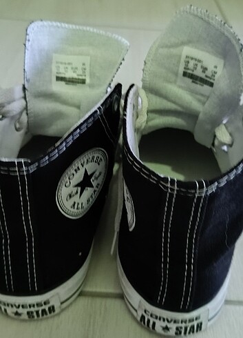 40 Beden Converse spor ayakkabı, orjinal değildir