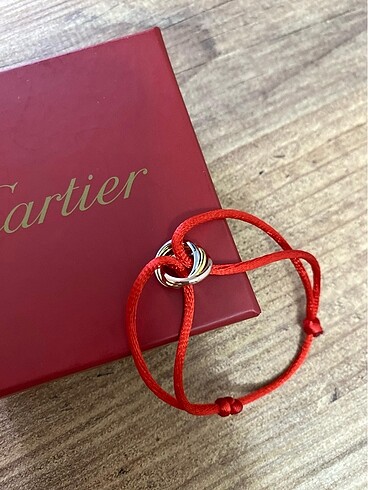 Cartier Trinity Unisex İp Bileklik
