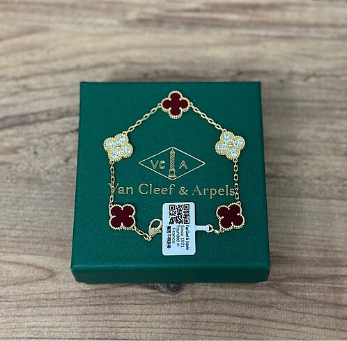Van Cleef & Arpels Van Cleef & Arpels Bileklik