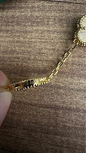 Beden bordo Renk Van Cleef & Arpels Bileklik