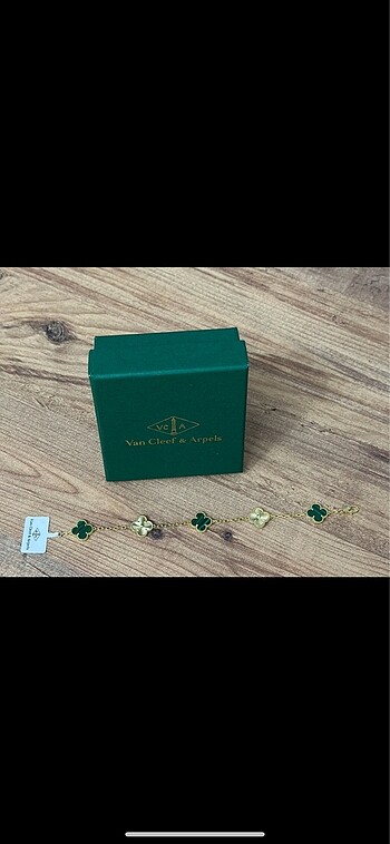 Beden Van Cleef & Arpels Bileklik