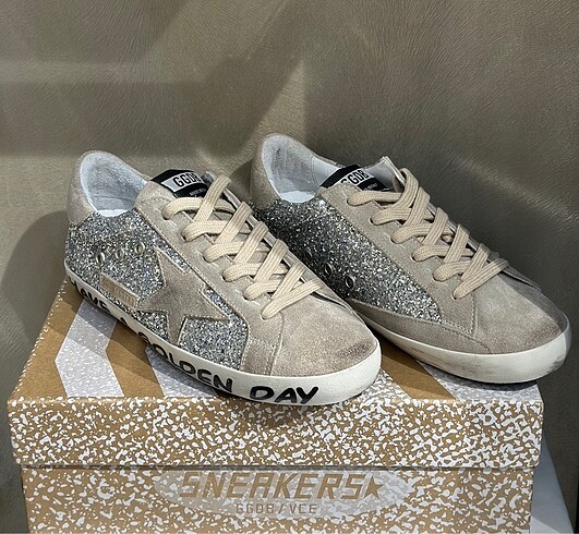 Golden Goose Deluxe Golden Goose SuperStar Ful Taşlı