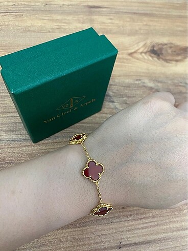 Beden Van Cleef & Arpels Bileklik
