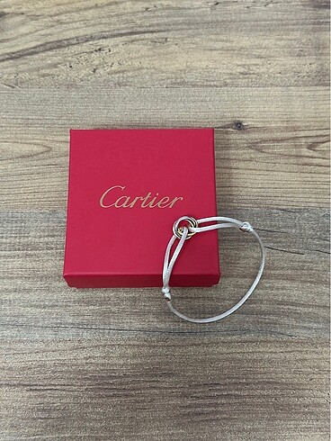 Cartier Trinity Unisex İp Bileklik