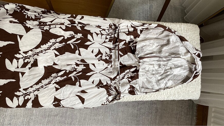 40 Beden Halter Yaka Elbise