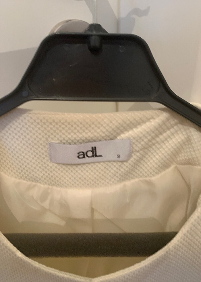 Beyaz Ceket ADL - Görsel 2