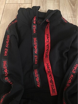 Kapşonlu sweatshirt
