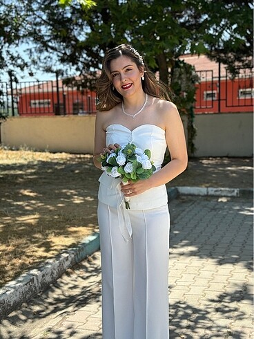 Nikah elbisesi