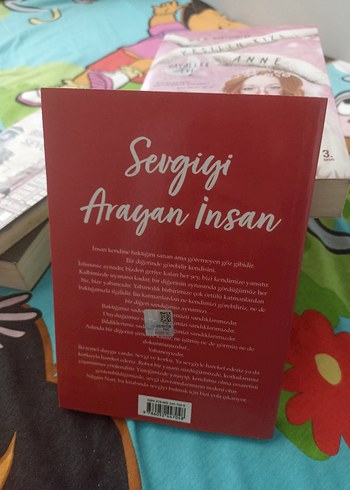  Nilgün Nart - Sevgiyi Arayan İnsan