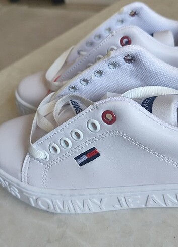 Diğer Tommy Hilfiger