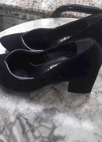 Siyah Parlak Stiletto Topuklu Kadın Ayakkabı - Görsel 2