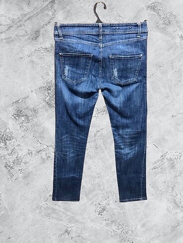 Stradivarius Yırtık Zımba Detaylı Kot