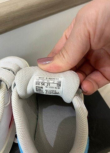 Adidas Spor ayakkabı