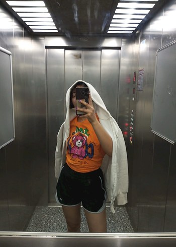 Renkli Baskılı Kısa Kollu Tişört - Görsel 6