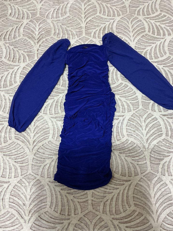 Drapeli V Yaka Lacivert Midi Elbise - Görsel 3