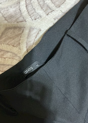 Kadın Siyah Pilili Kumaş Pantolon - Görsel 3