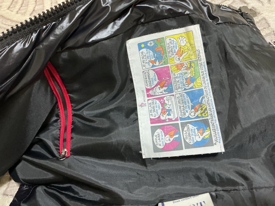 Moncler Siyah Fermuarlı Erkek Şişme Yelek - Görsel 4