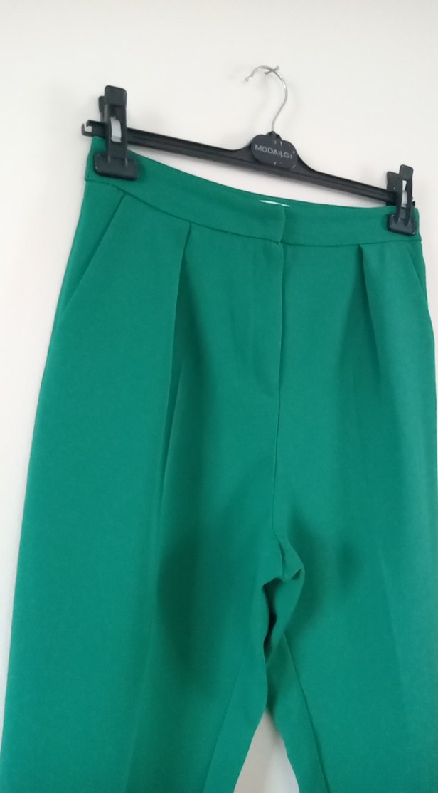 Yeşil Pilili Kadın Kumaş Pantolon - Görsel 2