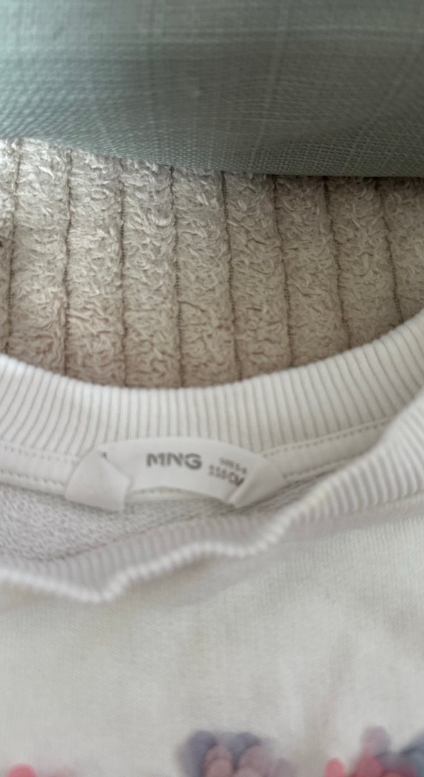 Mango Kız Çocuk Beyaz Nakışlı Sweatshirt - Görsel 2